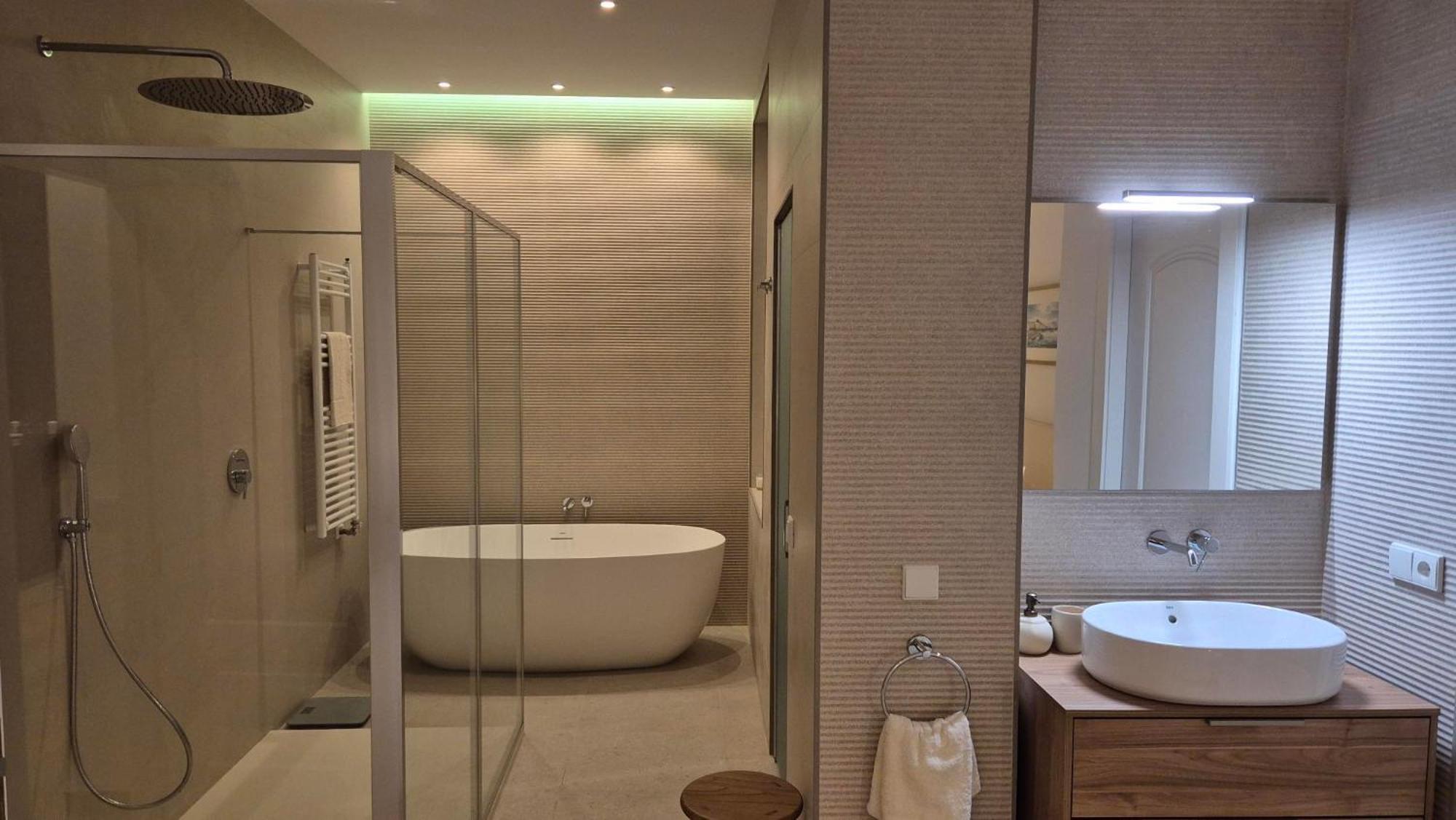 Suite Haus Castelar Santander Bagian luar foto